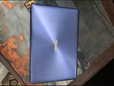 Asus zenbooks. Neat and clean . 10/10