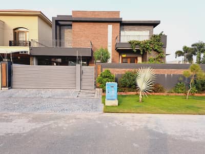 Ultra Luxury 1 Kanal Modern House For Rent In DHA Phase 5 Lahore | Prime Location | 2.85 Lac Only