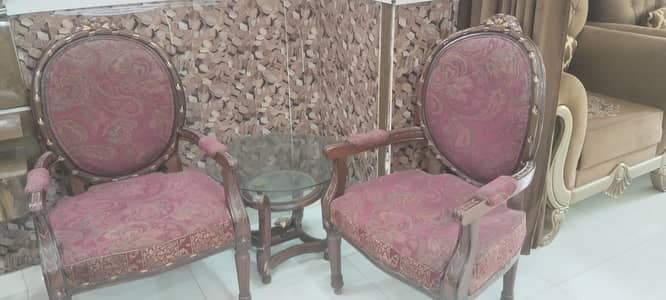 used coffee table and chair in good condition