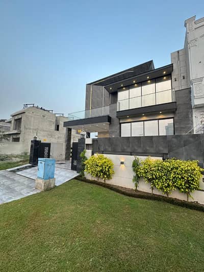 10 Marla Brand New Modern House for Sale in DHA Phase 7 Block Y Lahore | 4 Bed | Servant Quarter | 470 Lac Final