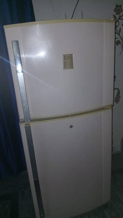 Dawlance Double Door Refrigerator Good Condition