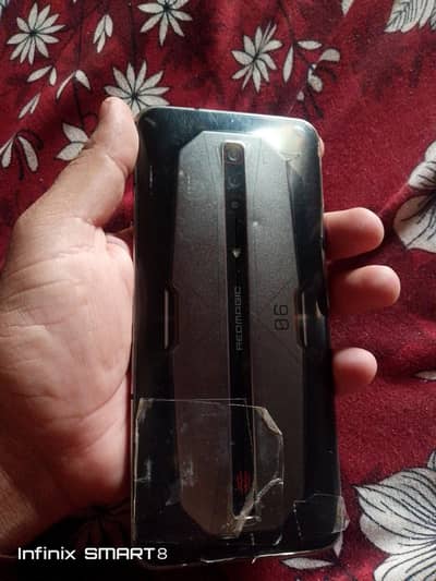 red magic 6 pro 12 256 candeshan zabardast ha pubg 90fps