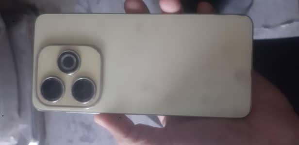 ifinix hot 40i 8+8 (128)