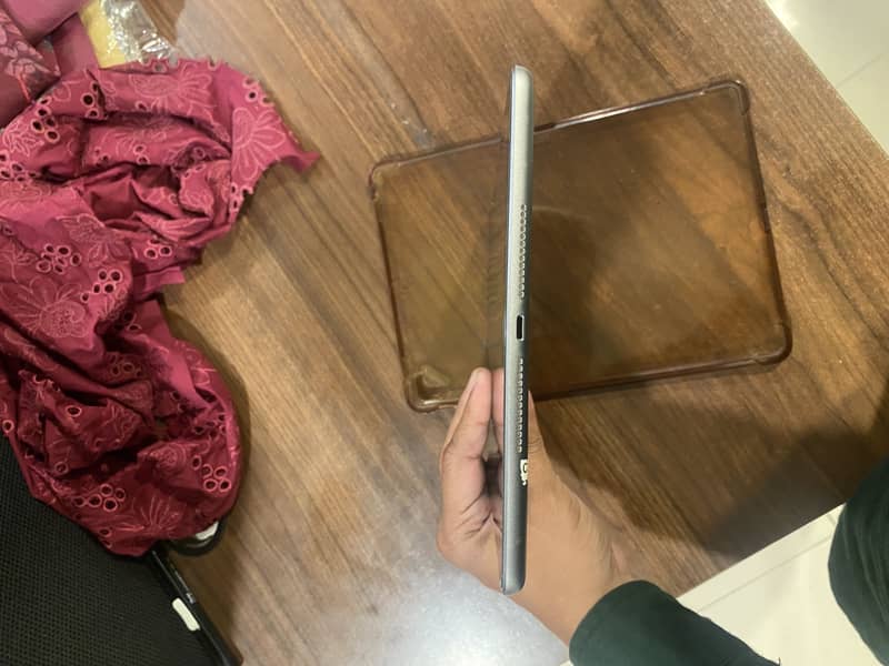 Ipad 6th generation 5