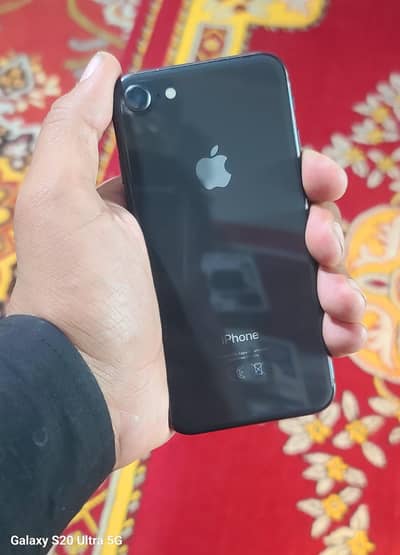 iPhone 8 64GB. *Waterpack*