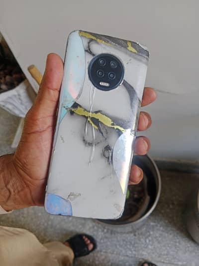 Infinix Note 7. . . . 128gb