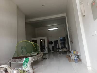 GROUND AVAILABLE FOR RENT 825 WITH BASEMENT NEAR BY MAN ROAD BEAST FOR ANY KIND OF BUSINESS