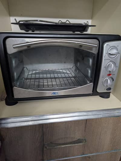 Grilling and baking oven Anex almost new