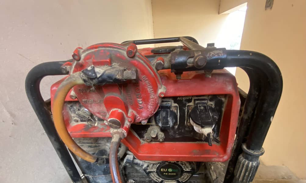 Used Generator 4