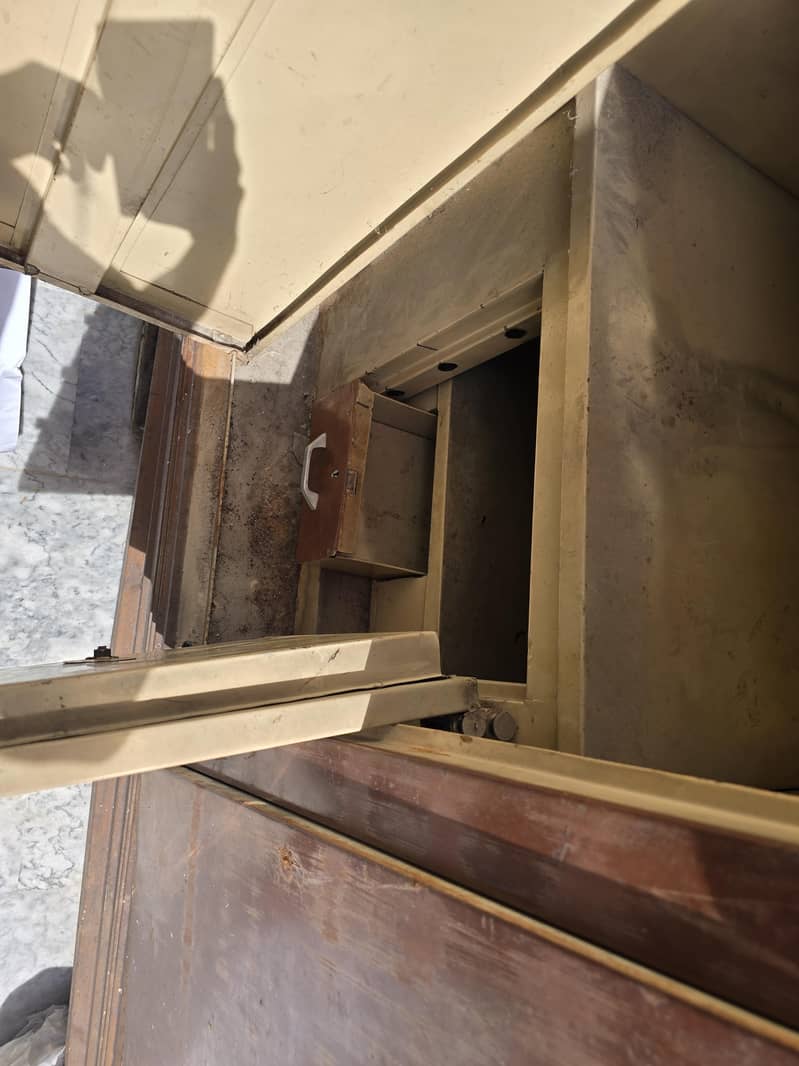 Solid iron safe almari 6