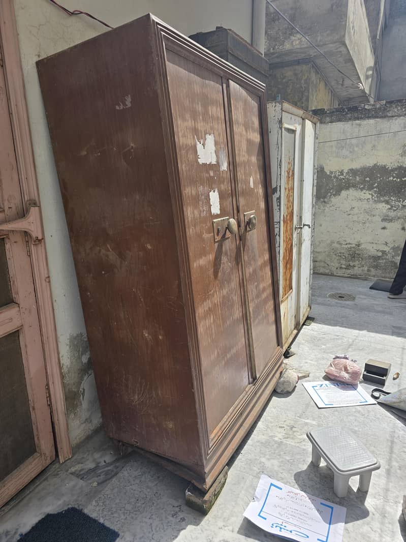Solid iron safe almari 7