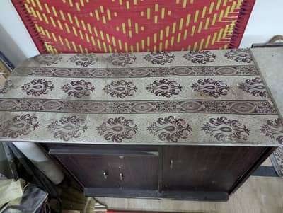 good iron stand with cabient