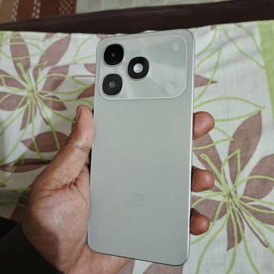 Itel A90 spacial addition warranty+box charger with two cowar