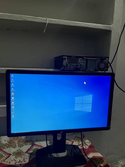 Pc with lcd new condition