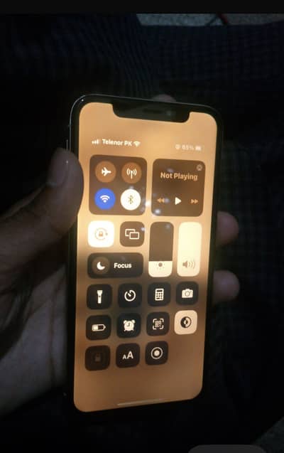 I phone x 64gb sim working face  id off