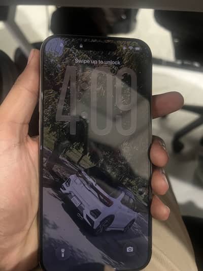 I am selling iphone 16 pro max