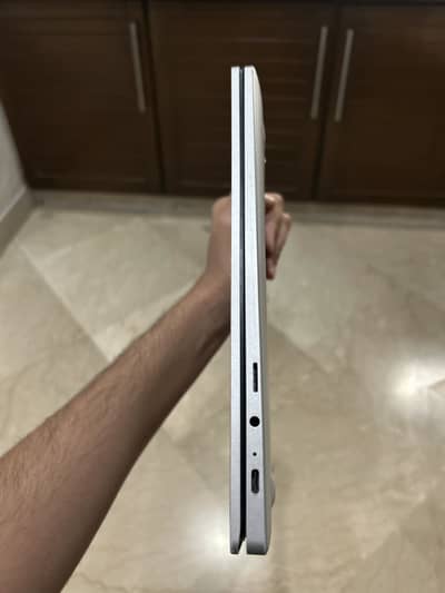 Samaung galaxy book go 14 laptop windows 11