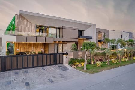 2 KANAL MAZHAR DESIGN ULTRA MODERN FULLY FURNISHED HOME CENIMA LIFT BANGALOW FOR SALE NEAR TO TIM HOTEN