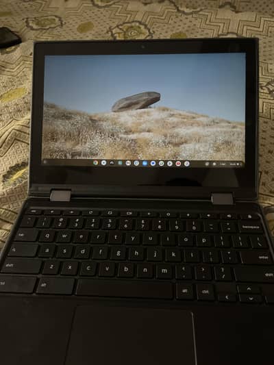 Chrome book 11000e