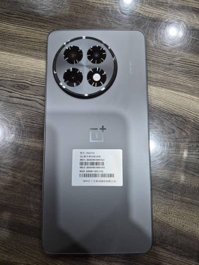 ONE PLUS ACE 5 12/256