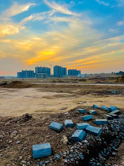 Smart Investment Deal 7 Marla Non-Developed Plot in Gulberg Residencia A Executive Block | High Future Value