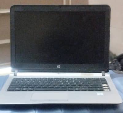 laptop for sale Serious buyers contact karein. contact only WhatsApp