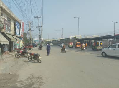 3 Marla plot on sale gajjumate green cape housing scheme metro station gajjumate Lahore