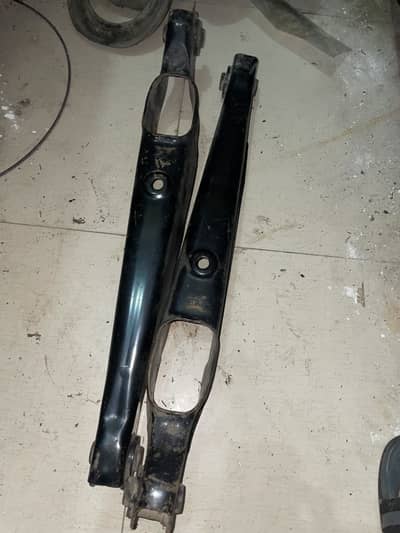 Lancer 2005 rear chimtay