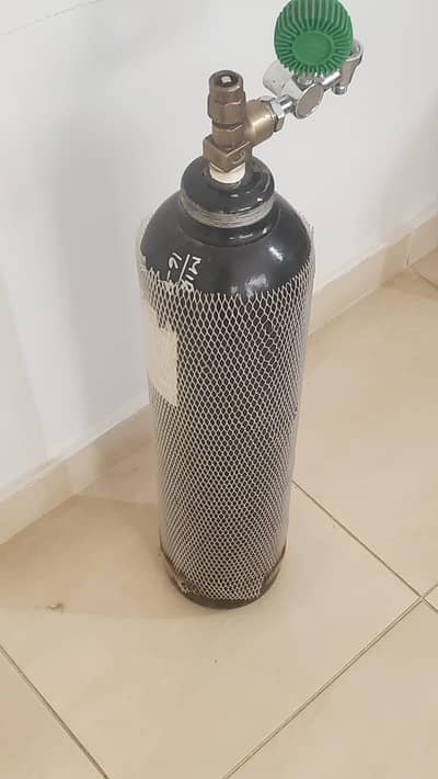 oxygen cylinder for sale