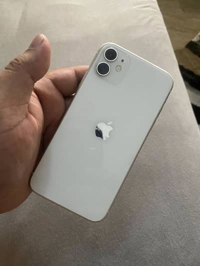 Iphone 11 128gb PTA Approved (White)