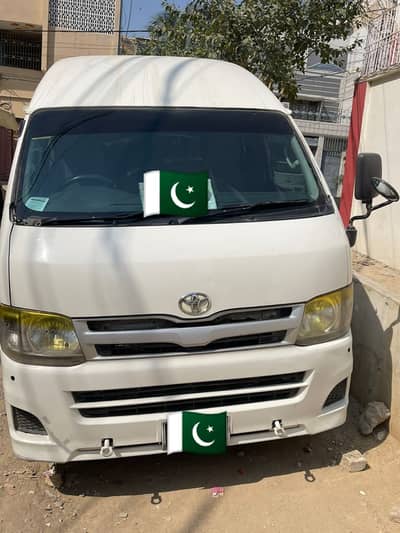  Toyota Hiace 2013 – Luxury Ride with Power & Comfort!    Perf