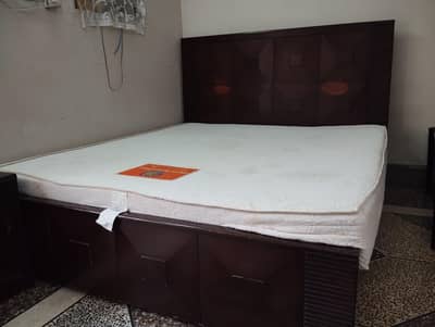 King Size Tali Wooden Bed and Size Table along with king size mattress