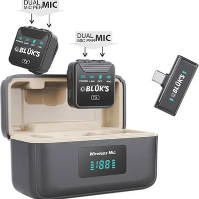 Wireless Dual 2 in 1 Mic with powerbank in 1 year warranty