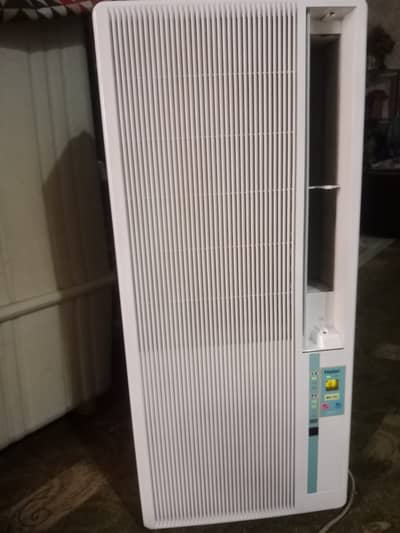 Haier portable 1.10 Ac slightly used