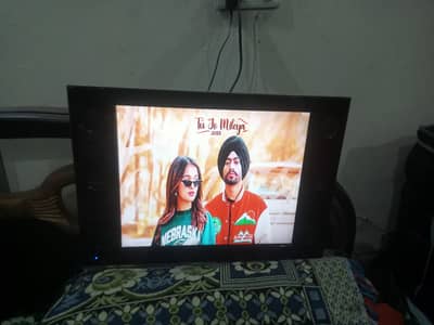 24 inch LCD. . 03244736065