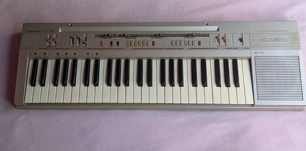 Casio Casiotone CT-310