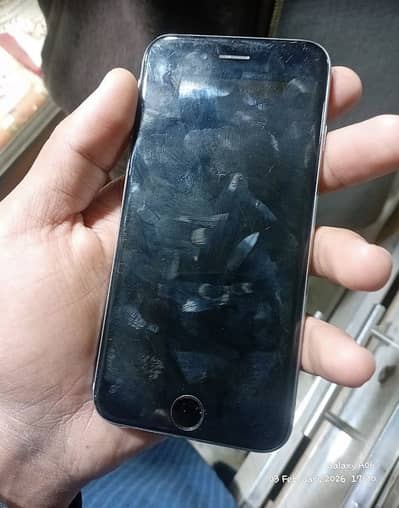 iPhone 6s 32gb Cameras ok condition 10/7 Battery change ha No defalt