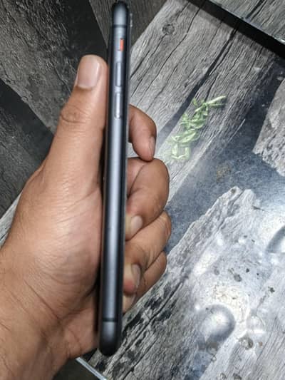 iphone 11 jv 64 gb 10/10 waterpack airtight with box