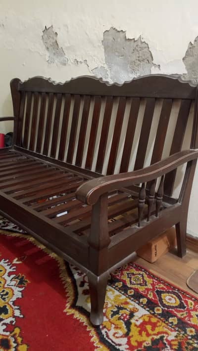 Solid Wood 5- Seater Sofa Set (3+1+1) | condition 9.5/10