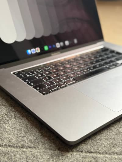 Macbook pro 16 512GB
