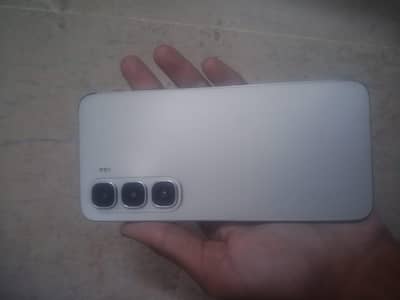 Infinix hot 60i ha 12 gb ram 256gb rom