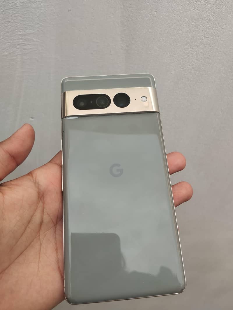 Google Pixel 7 Pro 4