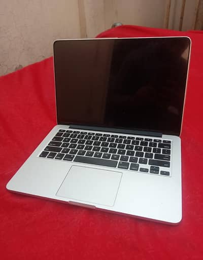 MacBook pro 2014 8gb 128gb retina  for sale