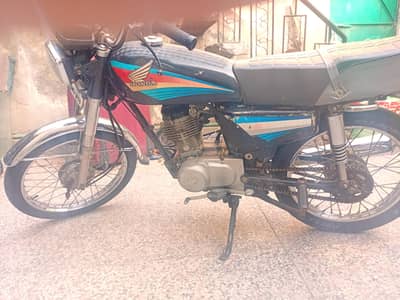 Urgent sale 2004 Model Honda 125