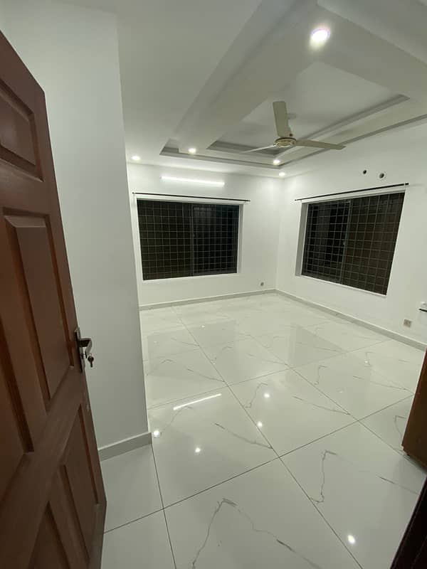 4.4 Full House with All basic necessities 1