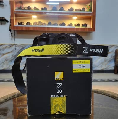 Nikon Z30 (10/10++) New (Complete Box)