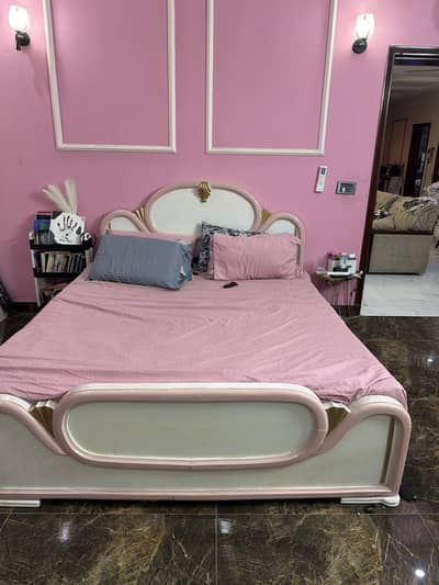 Pure wood /without mattress