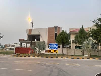 Behria Enclave Islamabad Sector B 1 Kanal Corner Back Front open 5 Marla Extra land Plot For Sale