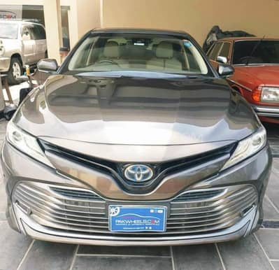 Toyota Camry Hybrid High Grade 2017