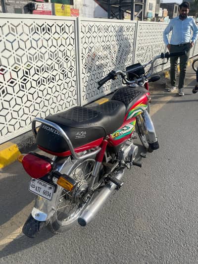 Honda CD 70 Red